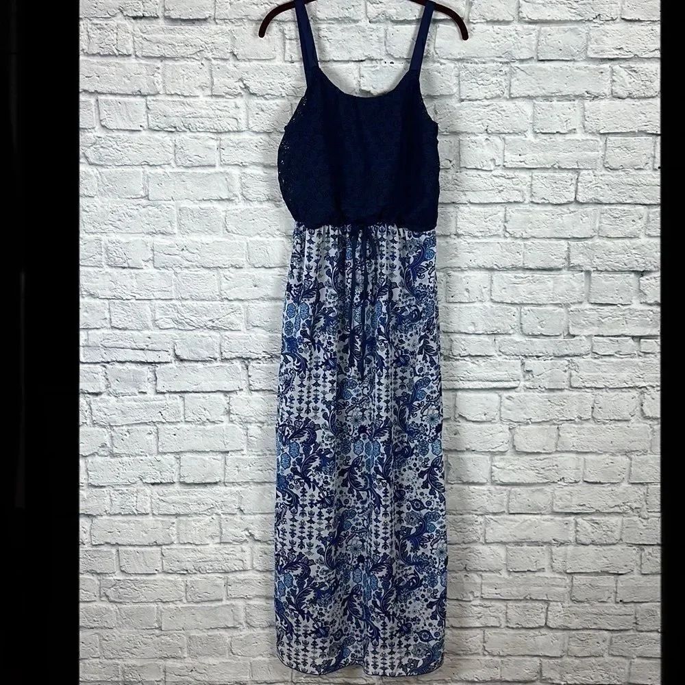 Faded Glory Blue and White Maxi Dress Floral Size Medium (8-10)
